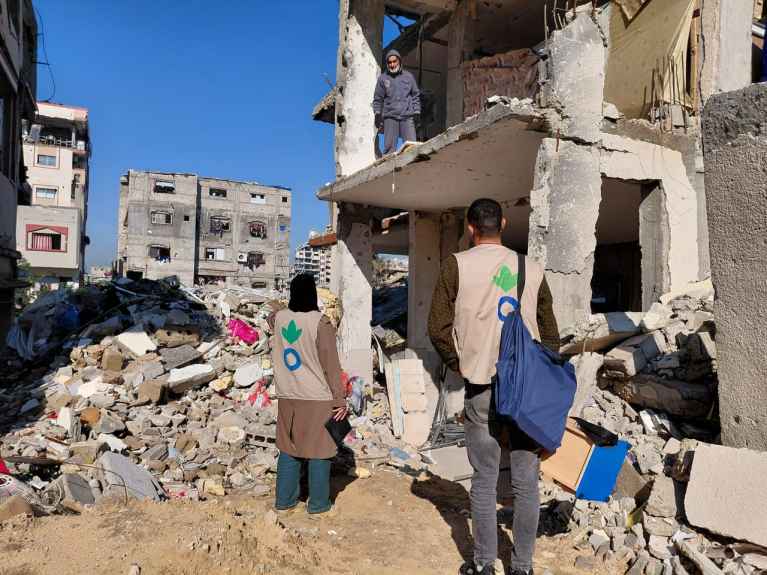 Gaza Visitas puerta a puerta  equipos Accion contra el Hambre