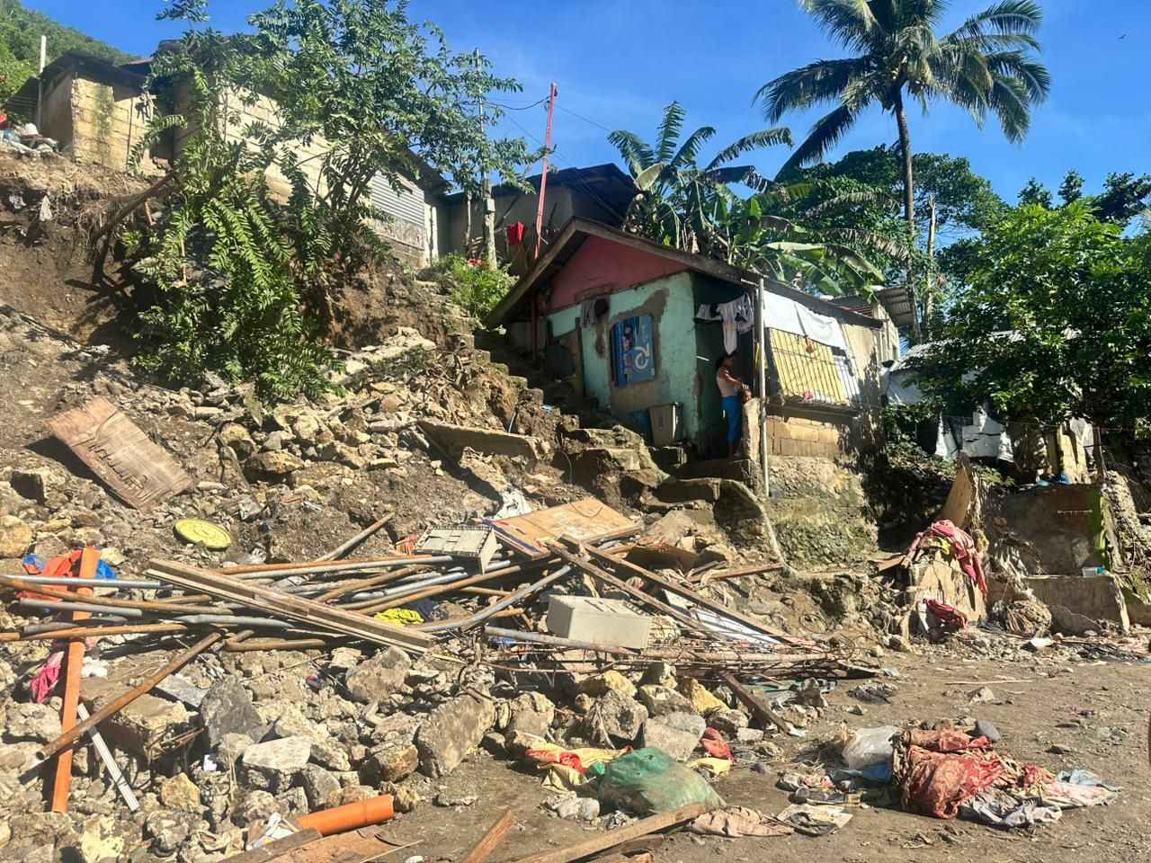 Paso del tifón Tino en Filipinas