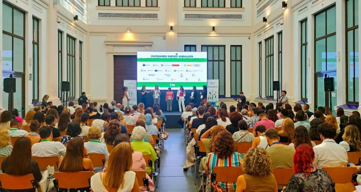 Asistentes al evento "Cultivando Empleo Andalucía 2024" en Málaga. Acción contra el Hambre