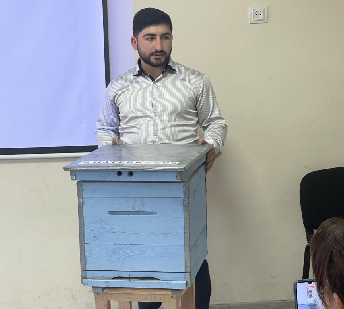 Artashat Adaptation and Integration Club is funded by the European Union and run by Mission Armenia with technical support from Action Against Hunger.