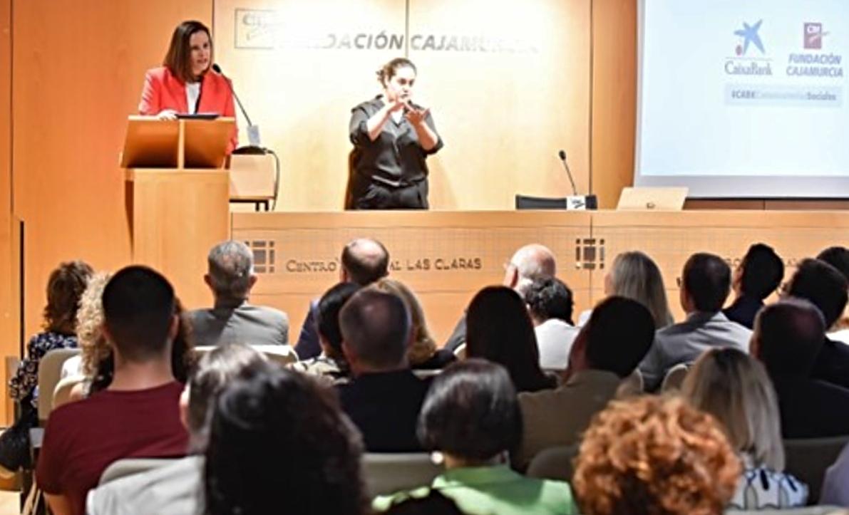 Firma convenio Murcia Cartagena - Vives Emplea Saludable - Accion contra el Hambre - CaixaBank