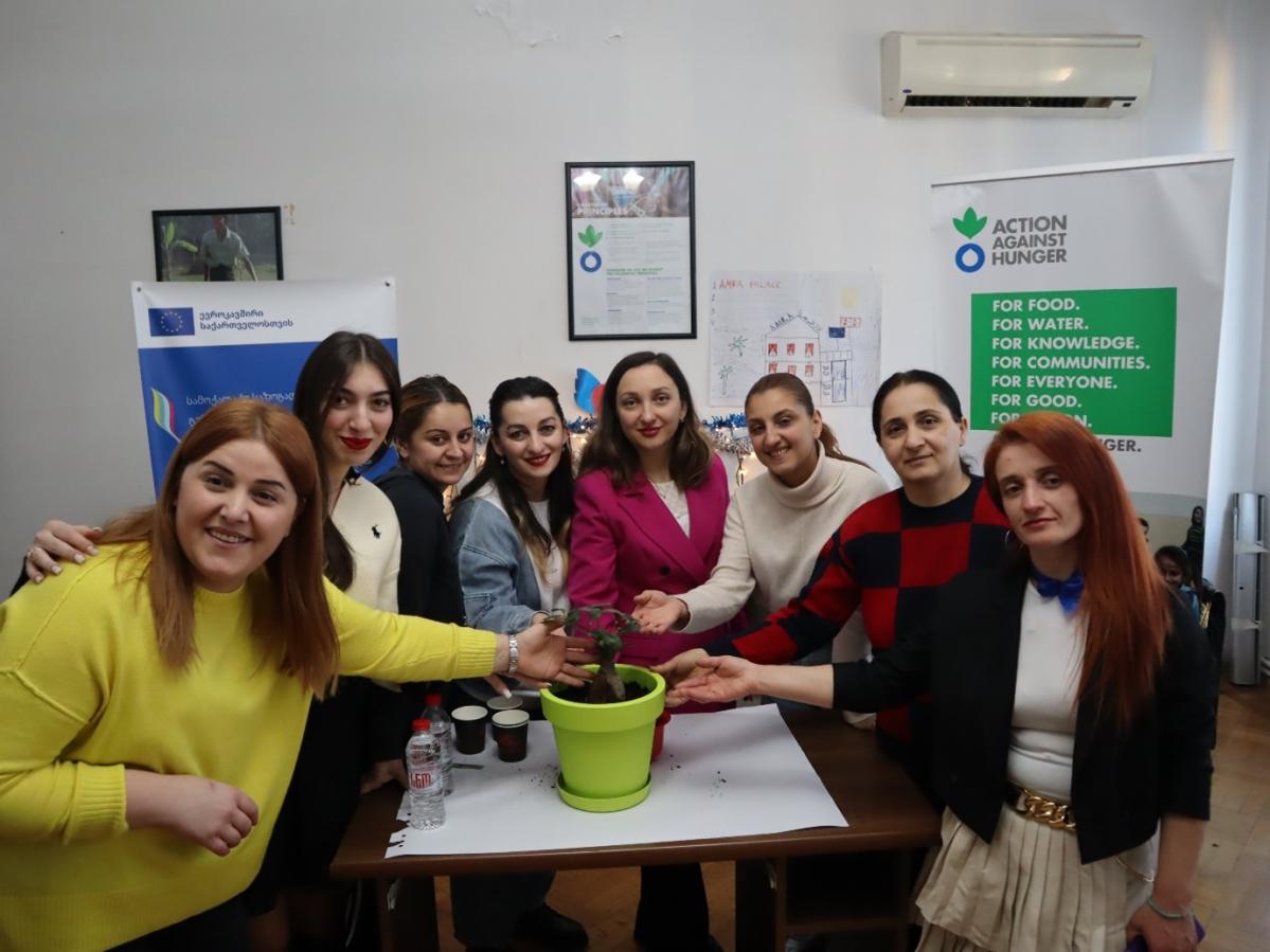 Zugdidi Shuttle participants at the Shuttle closing ceremony