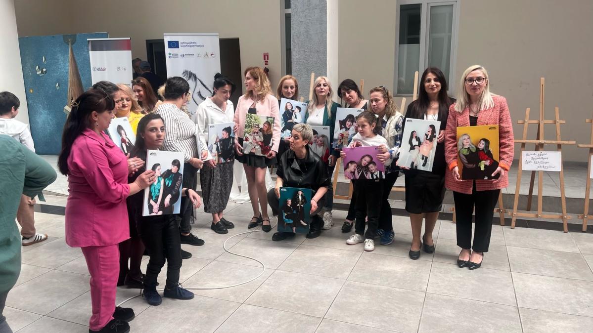 Participants of the "Beauty Without Boundaries” project