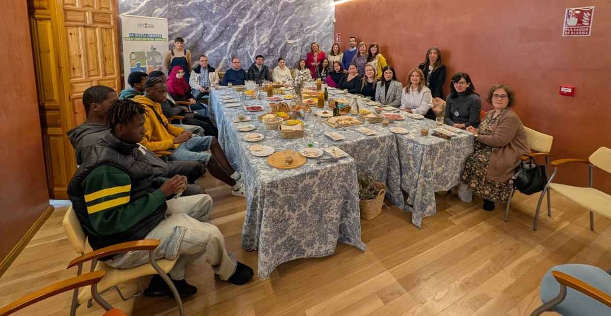 ESP--DesayunoJaen-AccioncontraHambre-InsclusionLaboral-Empleo-Andalucia