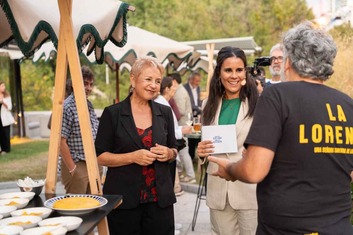 Susi Díaz charla con Xan Otero Evento presentación Restaurantes contra el Hambre 2026