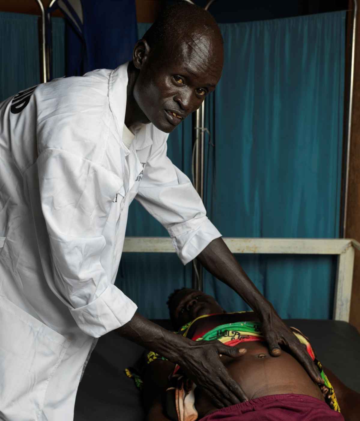 mujer embarazada sudan
